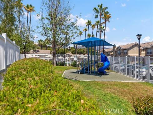 28464  Klondike  , Lake Forest, CA