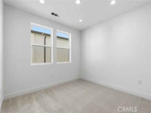 101 Red Oak , Lake Forest, CA