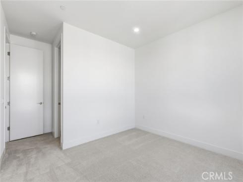 101 Red Oak , Lake Forest, CA