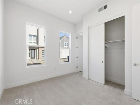 101 Red Oak , Lake Forest, CA