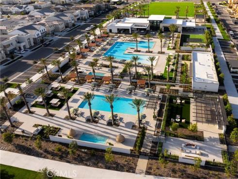 101 Red Oak , Lake Forest, CA