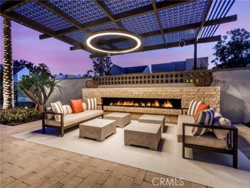 101 Red Oak , Lake Forest, CA