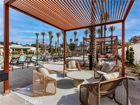 101 Red Oak , Lake Forest, CA