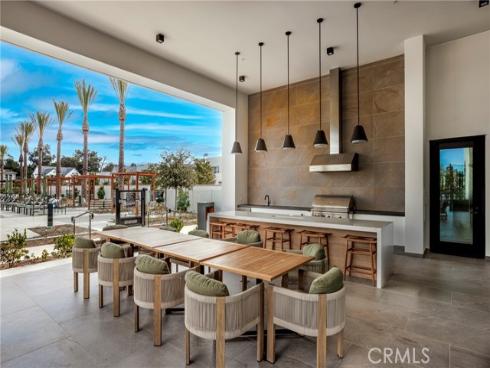 101 Red Oak , Lake Forest, CA