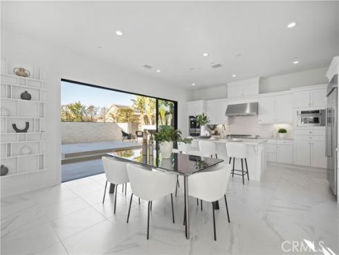 37 Caspian , Lake Forest, CA