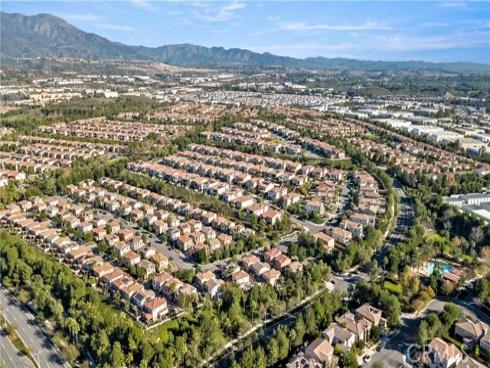 37 Caspian , Lake Forest, CA