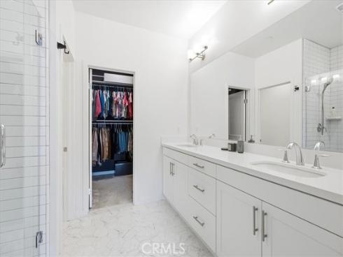 608 Shadowbrook , Lake Forest, CA