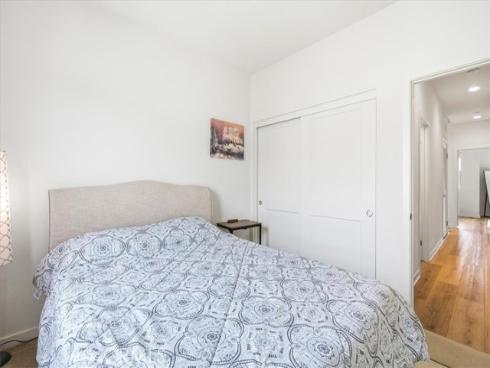 608 Shadowbrook , Lake Forest, CA