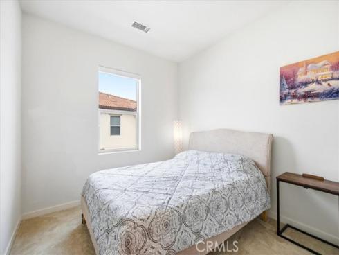 608 Shadowbrook , Lake Forest, CA