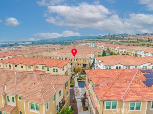 608 Shadowbrook , Lake Forest, CA