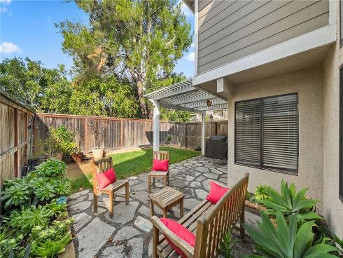 22075 Summit Hill Drive, Lake Forest, CA