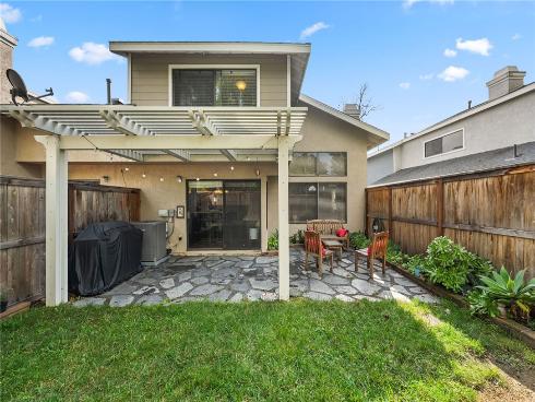 22075 Summit Hill Drive, Lake Forest, CA