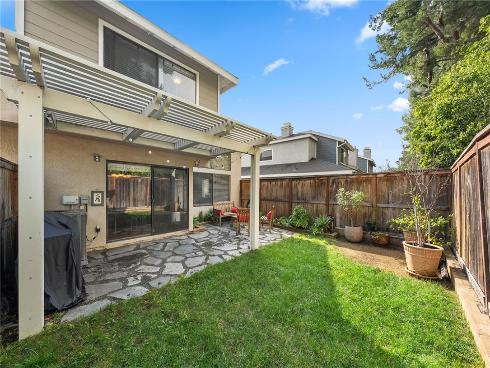 22075 Summit Hill Drive, Lake Forest, CA