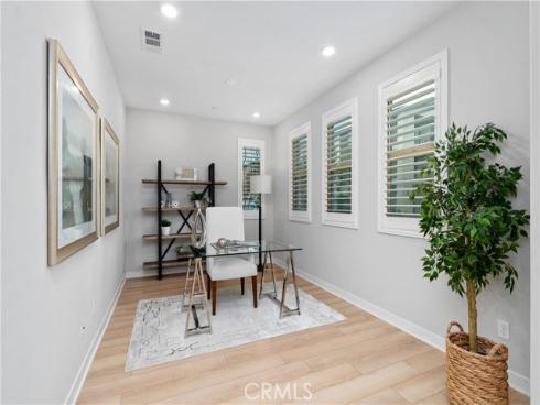 601 Catalonia , Lake Forest, CA