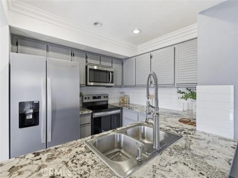 25671 Le Parc 59 , Lake Forest, CA