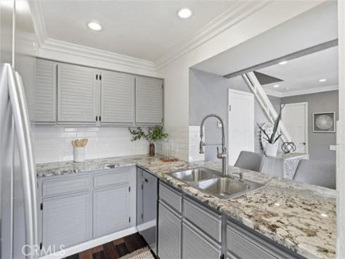 25671 Le Parc 59 , Lake Forest, CA