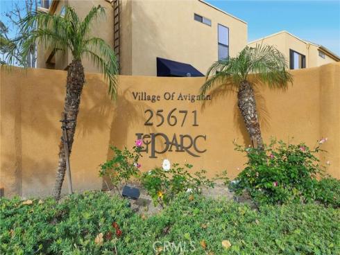 25671 Le Parc 59 , Lake Forest, CA