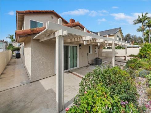 25075 Owens Lake , Lake Forest, CA