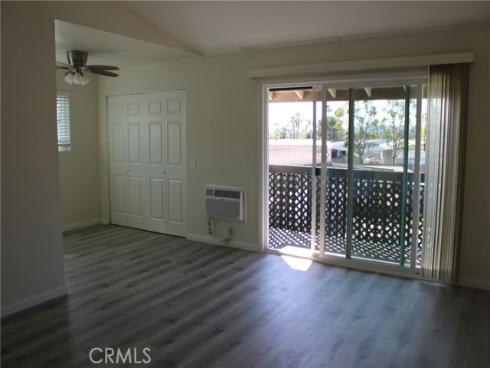 23294 Orange Avenue 6 , Lake Forest, CA