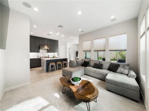 160 Tivoli , Lake Forest, CA