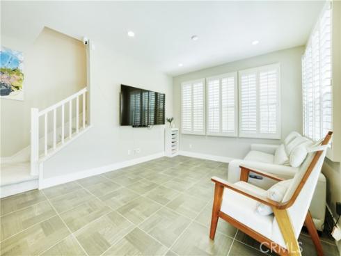 99  Fuchsia  , Lake Forest, CA