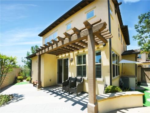 99  Fuchsia  , Lake Forest, CA