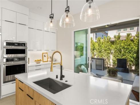 211  Brackens  , Lake Forest, CA