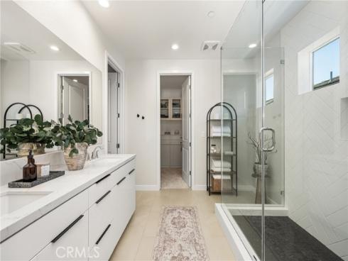 211  Brackens  , Lake Forest, CA