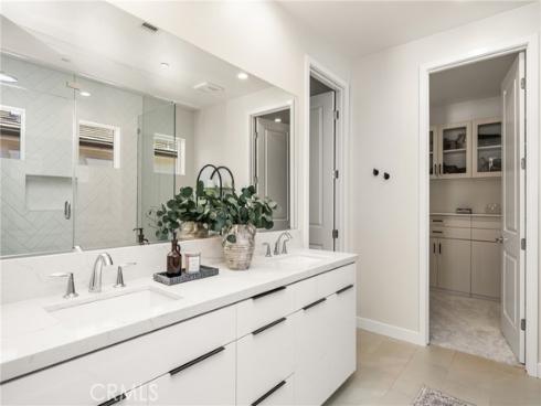 211  Brackens  , Lake Forest, CA