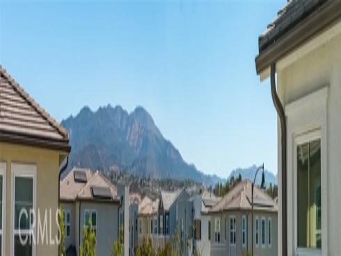 211  Brackens  , Lake Forest, CA