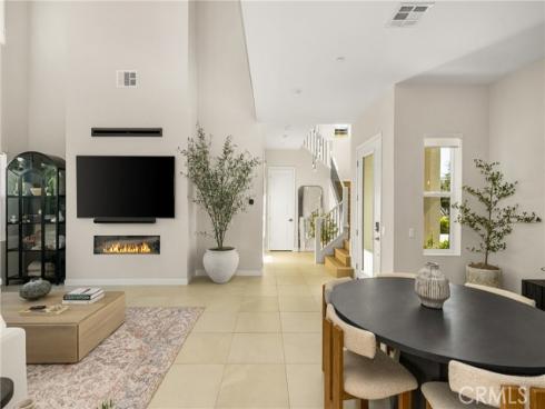 211  Brackens  , Lake Forest, CA