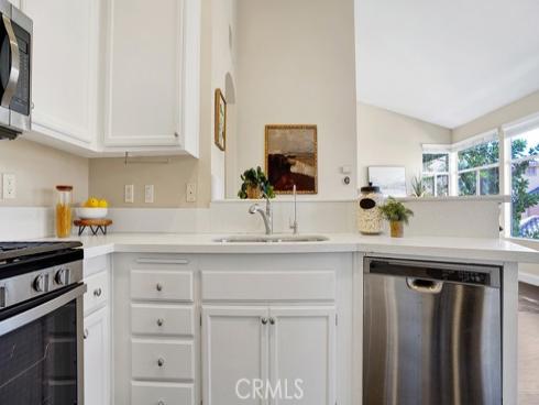 19431  Rue De Valore  , Lake Forest, CA