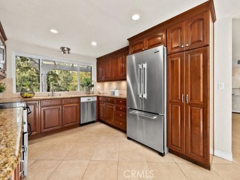 25116  Cineria  , Lake Forest, CA