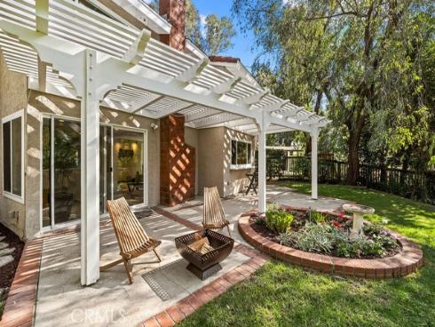 25116  Cineria  , Lake Forest, CA