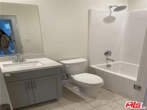 302  Limestone  , Lake Forest, CA