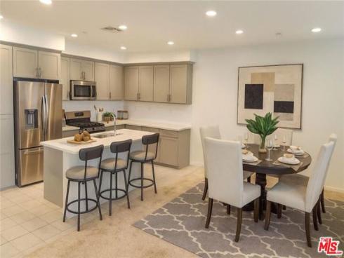 302  Limestone  , Lake Forest, CA