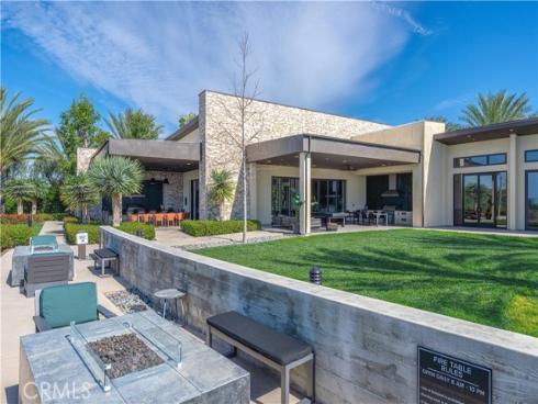 329  Adela  , Lake Forest, CA