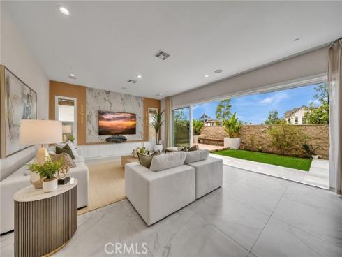 181  Hill  , Lake Forest, CA