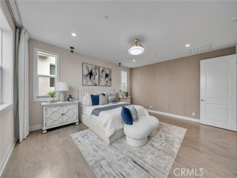 181  Hill  , Lake Forest, CA