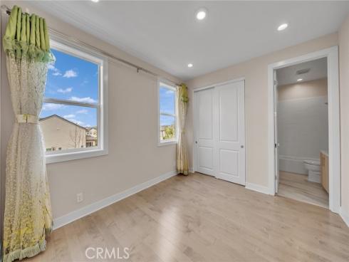 181  Hill  , Lake Forest, CA