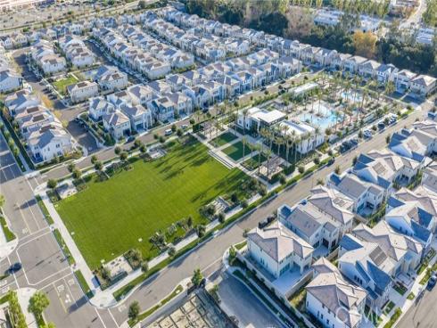 181  Hill  , Lake Forest, CA