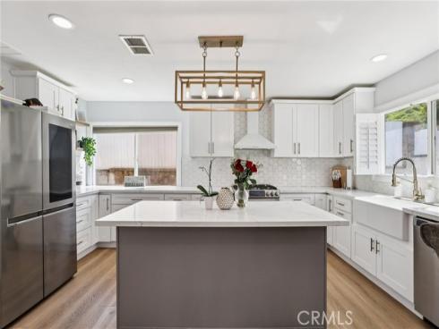 27172  Valleymont Rd.  , Lake Forest, CA