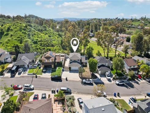 27172  Valleymont Rd.  , Lake Forest, CA