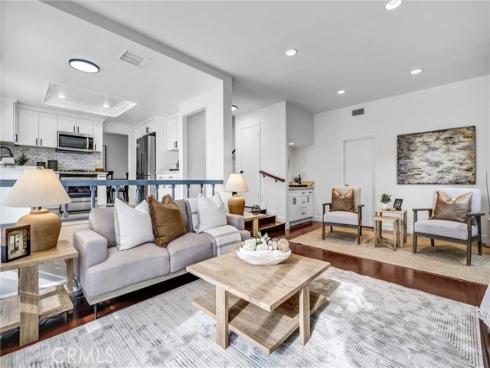 25582  Hazelnut  , Lake Forest, CA