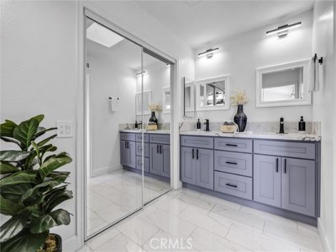 25582  Hazelnut  , Lake Forest, CA