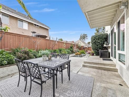 25582  Hazelnut  , Lake Forest, CA