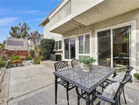 25582  Hazelnut  , Lake Forest, CA