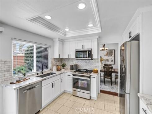 25582  Hazelnut  , Lake Forest, CA