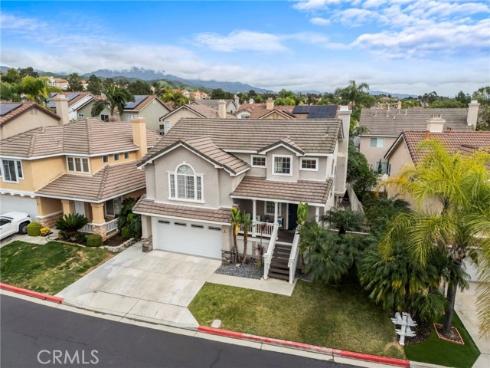 18  Cagney  , Lake Forest, CA