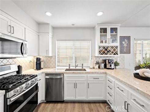 18  Cagney  , Lake Forest, CA